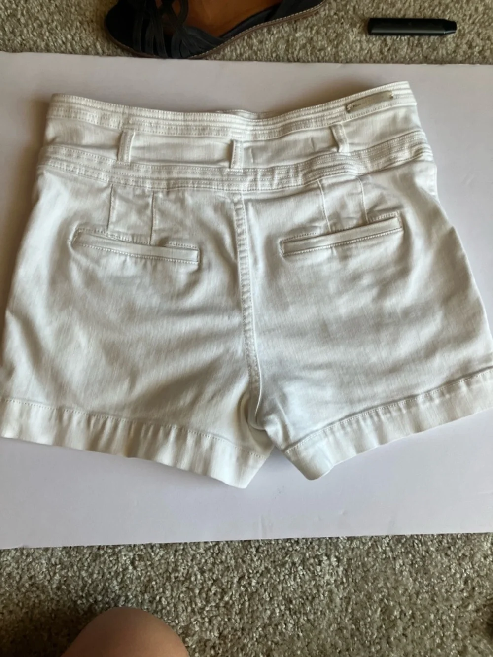 Anthropologie White High-Rise Denim Shorts - Picture 2 of 14